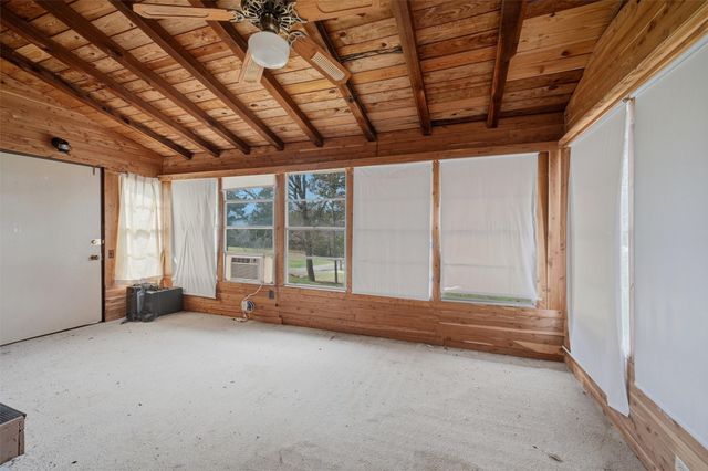 41 Cedar Bayou Boulevard, Gordonville, TX 76245