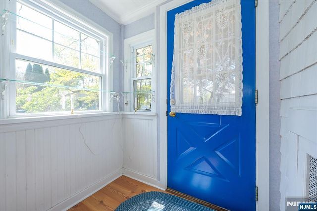 41 Center Street, Midland Park, NJ 07432