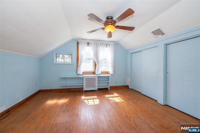 41 Center Street, Midland Park, NJ 07432