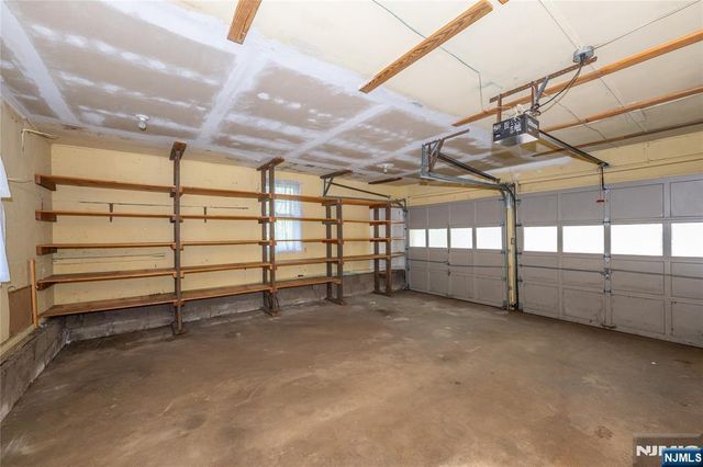 41 Center Street, Midland Park, NJ 07432