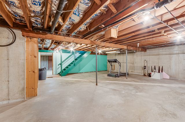 313 N Raven Road, Shorewood, IL 60404