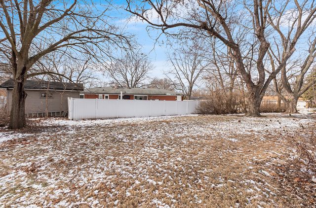 313 N Raven Road, Shorewood, IL 60404