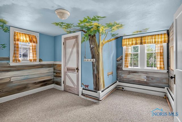 3329 Darlington Road, Ottawa Hills, OH 43606