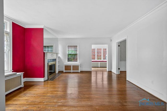 3329 Darlington Road, Ottawa Hills, OH 43606