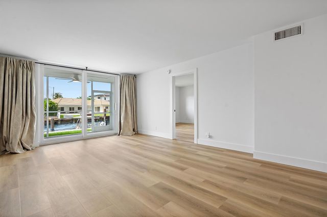 750 NE Spanish River Boulevard 1090, Boca Raton, FL 33431