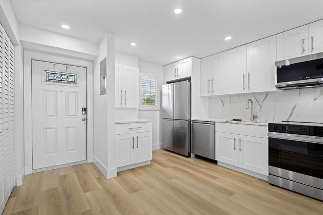 750 NE Spanish River Boulevard 1090, Boca Raton, FL 33431