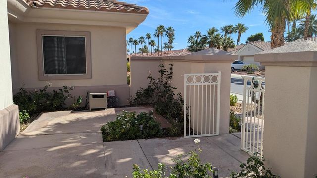 78664 Putting Green Drive, Palm Desert, CA 92211