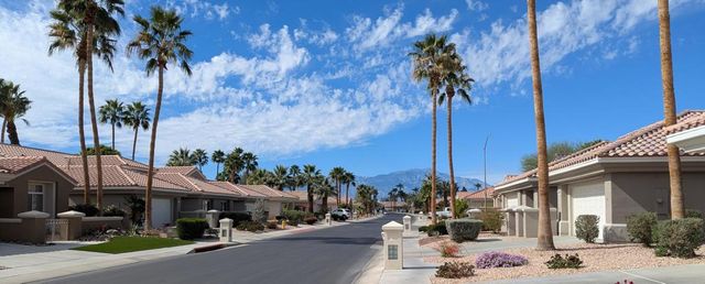 78664 Putting Green Drive, Palm Desert, CA 92211