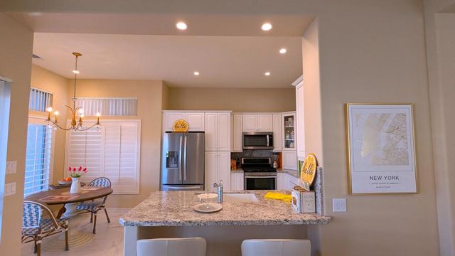 78664 Putting Green Drive, Palm Desert, CA 92211