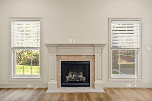 1811 TRELLIS LN, Columbia, MO 65201