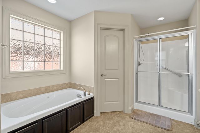 1811 TRELLIS LN, Columbia, MO 65201