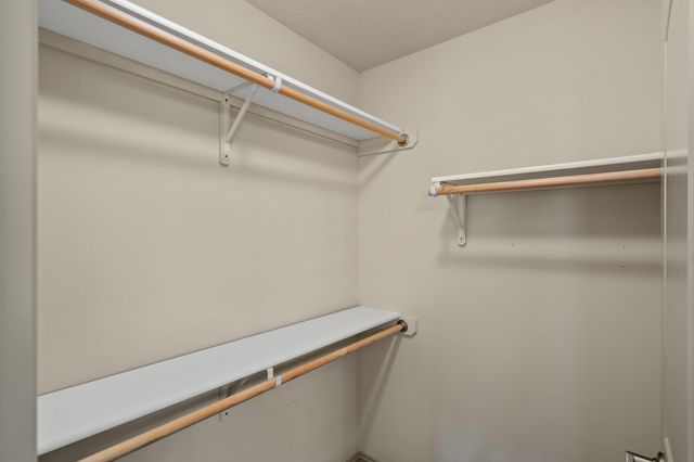 1811 TRELLIS LN, Columbia, MO 65201