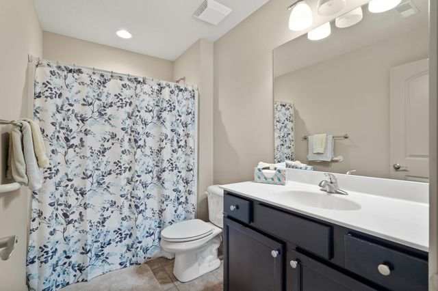 1811 TRELLIS LN, Columbia, MO 65201