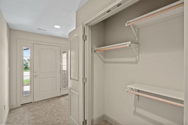 1811 TRELLIS LN, Columbia, MO 65201