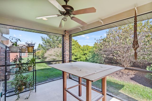 1811 TRELLIS LN, Columbia, MO 65201