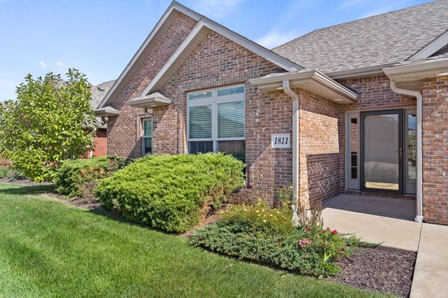 1811 TRELLIS LN, Columbia, MO 65201