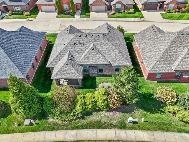 1811 TRELLIS LN, Columbia, MO 65201