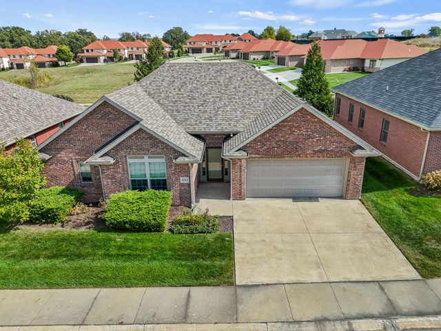 1811 TRELLIS LN, Columbia, MO 65201