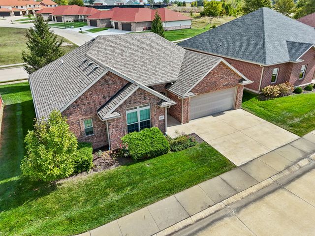 1811 TRELLIS LN, Columbia, MO 65201