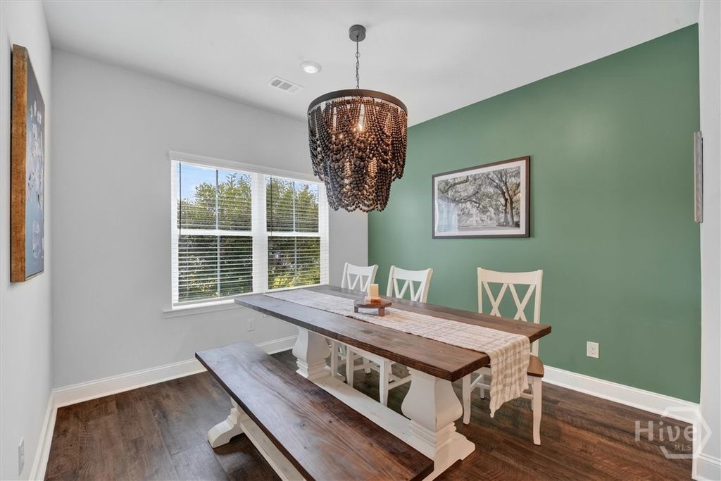 Image 11 of property listing at 55 Beckley Drive, Richmond Hill, GA 31324