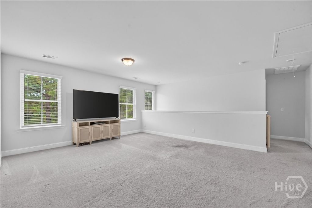 Image 38 of property listing at 55 Beckley Drive, Richmond Hill, GA 31324