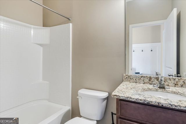250 Jackson Avenue, Braselton, GA 30517