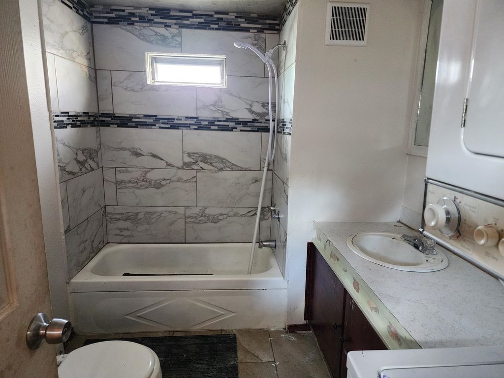 5820 E 4th Ave, Spokane Valley, WA 99212 photo 11