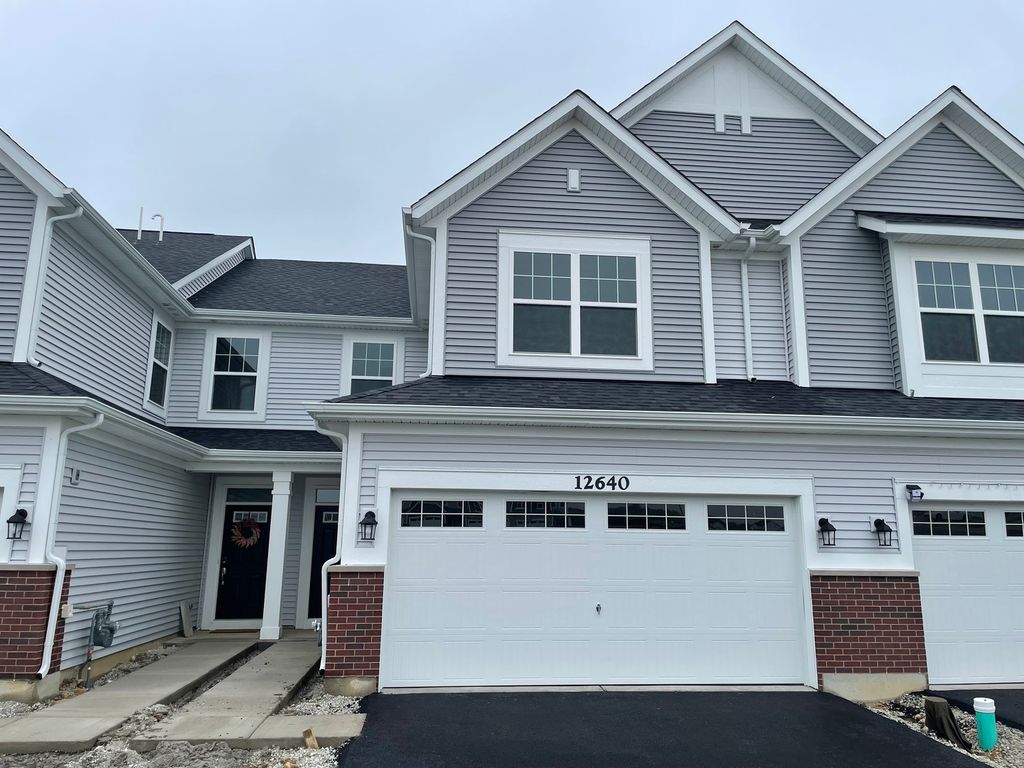 12640 S Talbot Circle, Plainfield, IL 60585