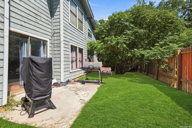 11710 Spring Ridge Dr, San Antonio, TX 78249