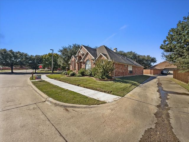 8501 Mustang Drive, Irving, TX 75063