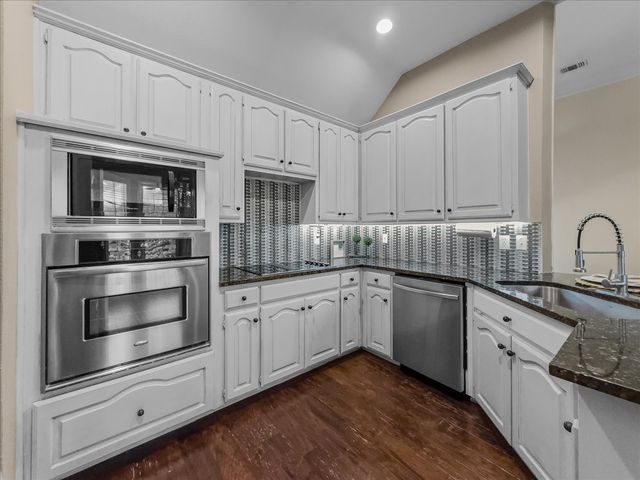 8501 Mustang Drive, Irving, TX 75063