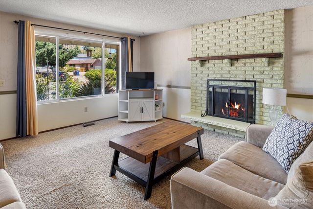 31428 31st Avenue SW, Federal Way, WA 98023