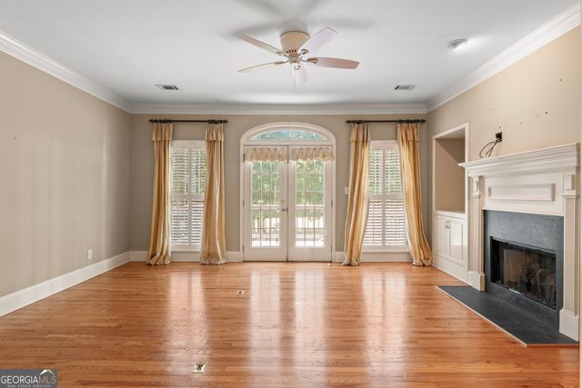 914 CHAMPIONS Way, Mcdonough, GA 30252