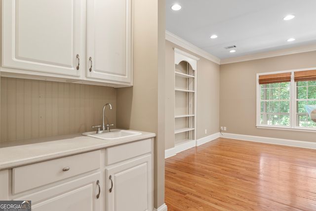 914 CHAMPIONS Way, Mcdonough, GA 30252
