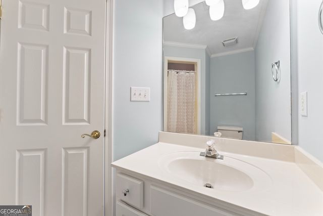 914 CHAMPIONS Way, Mcdonough, GA 30252