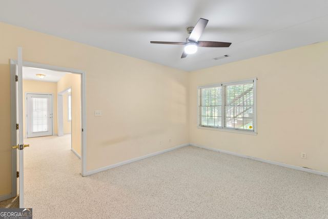 914 CHAMPIONS Way, Mcdonough, GA 30252