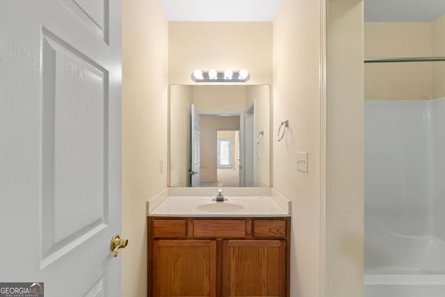 914 CHAMPIONS Way, Mcdonough, GA 30252