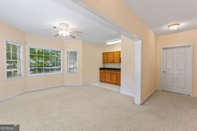 914 CHAMPIONS Way, Mcdonough, GA 30252