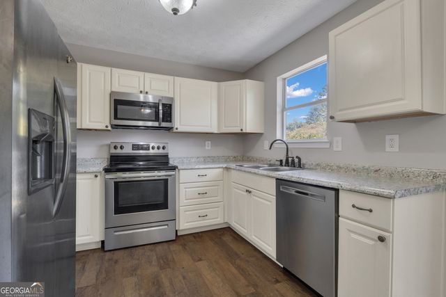 28 Fawn Court, Sharpsburg, GA 30277