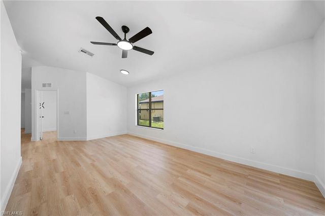 605 hancock bridge PKWY, Cape Coral, FL 33990