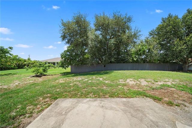 605 hancock bridge PKWY, Cape Coral, FL 33990