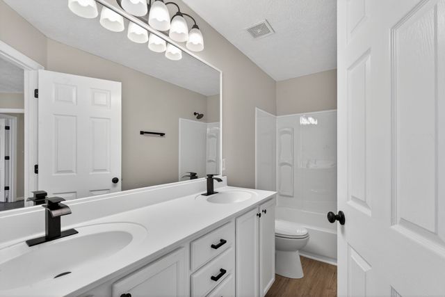 2212 Spartan Ct, Murfreesboro, TN 37128