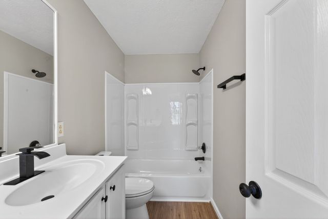 2212 Spartan Ct, Murfreesboro, TN 37128