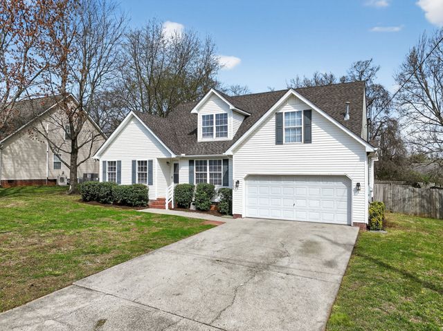 2212 Spartan Ct, Murfreesboro, TN 37128