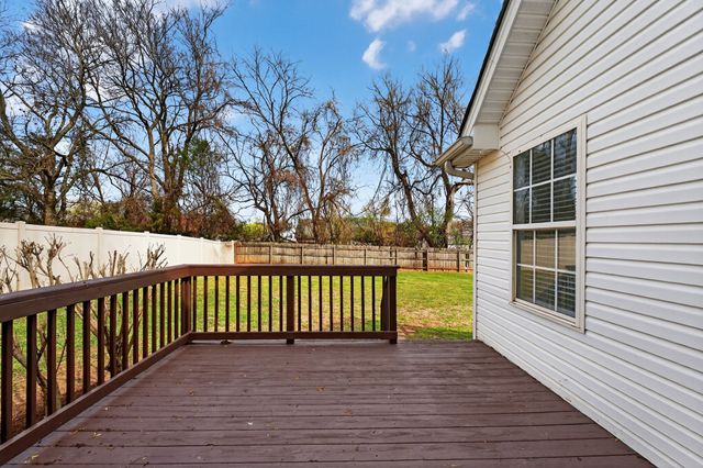 2212 Spartan Ct, Murfreesboro, TN 37128