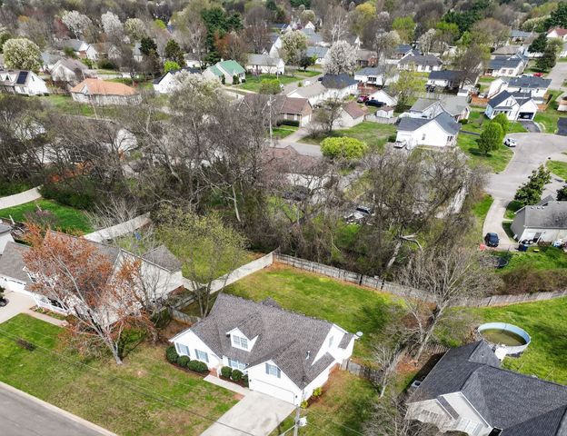 2212 Spartan Ct, Murfreesboro, TN 37128