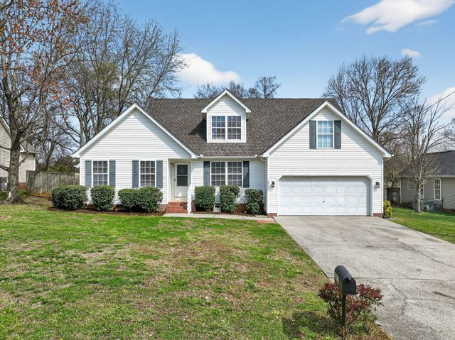 2212 Spartan Ct, Murfreesboro, TN 37128