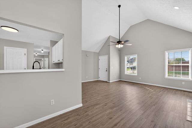 2212 Spartan Ct, Murfreesboro, TN 37128