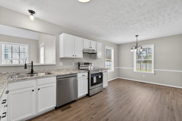 2212 Spartan Ct, Murfreesboro, TN 37128