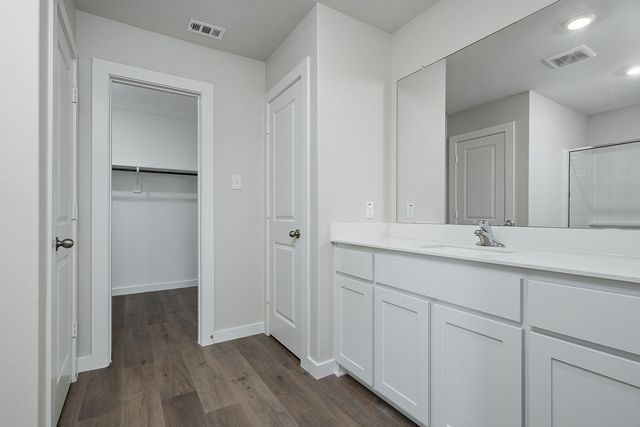 4912 Fillmore Drive, Greenville, TX 75401